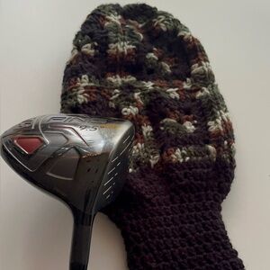 Crochet golf club cover